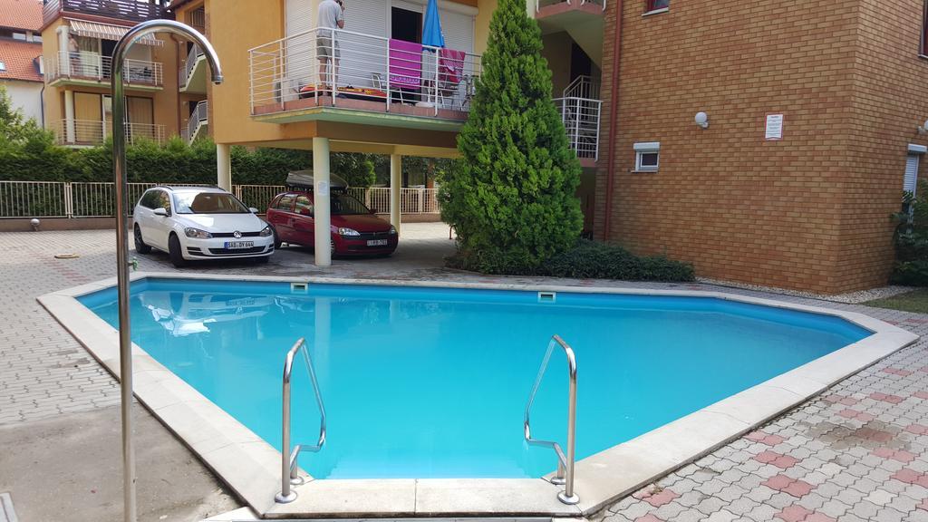 Siofoki Beach Apartman Extérieur photo